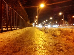Slavonska - nogostup i biciklistička staza pod ledom